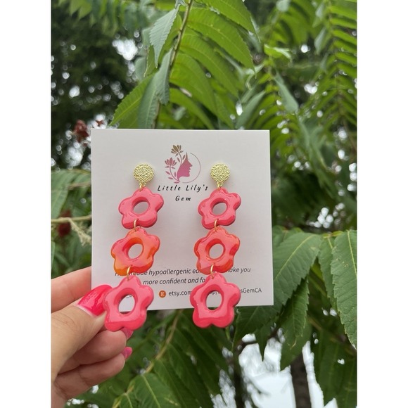 Handmade  Green Polymer Clay   Earrings Red Flower - Picture 6 of 10